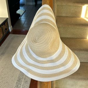 Vera Bradley floppy Sun hat